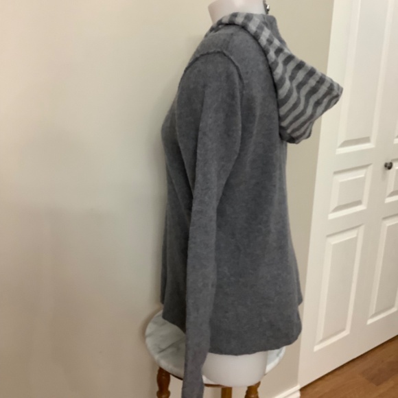 Horny Toad Wool & Cashmere Top fits Med 34/35 bust - Picture 6 of 9